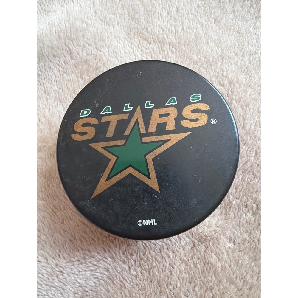 Dallas Stars NHL Hockey Puck In Glas Co Official Licensed Vegum Slovakia Black